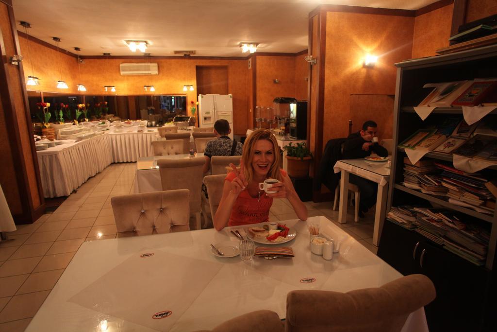 Turvan Hotel Istanbul Exteriör bild